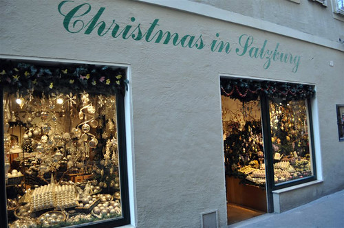 Entrada a la famosa tienda "Christmas in Salzburg"