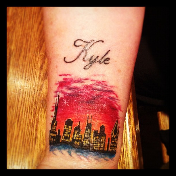 Mom 39s latest Tattoo Chicago Skyline for my Brother pspice6143 