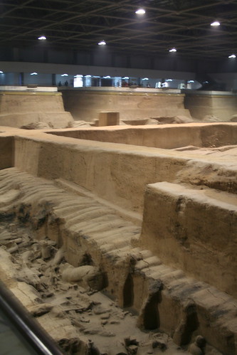 2011-11-17 - Xian - Terracotta warriors - 19 - Excavation hall 3