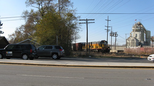 Union Pacific Railroad local freight.  Des Plaines Illinois USA.  November 2011. by Eddie from Chicago