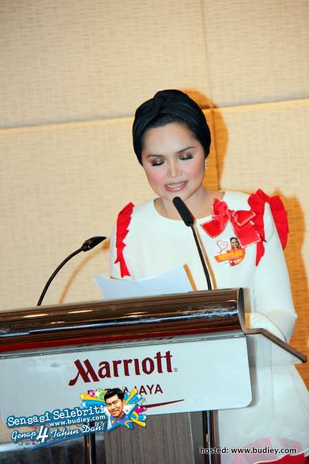 Siti Nurhaliza Simplysiti