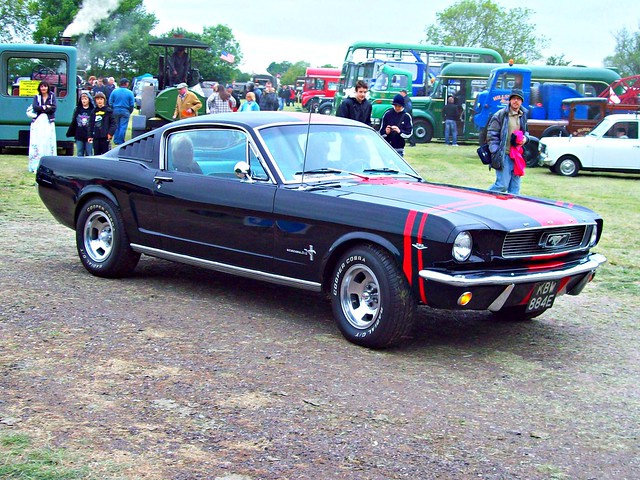 Ford Mustang Fastback 1967 Engine 289cid 4736cc Windsor V8 200bhp