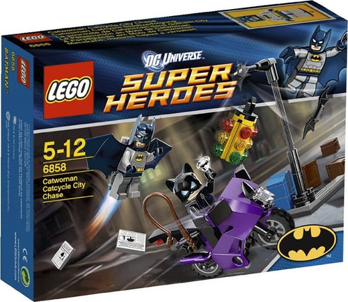 LEGO Catwoman Catcycle 6858-1 by Super Hero Bricks