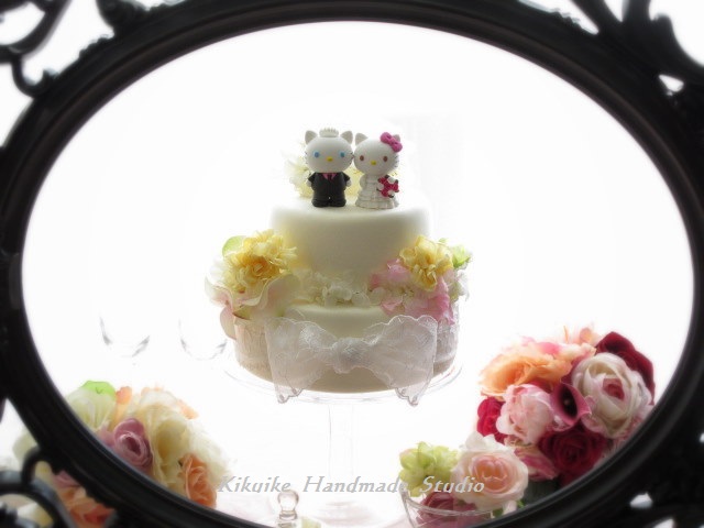Hello Kitty Wedding Cake Topper wwwetsycom shop kikuikeref si shop