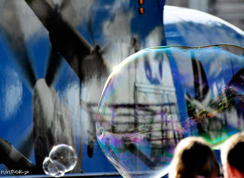 giant-bubble
