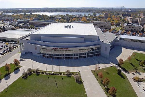 Kohl Center (by: U of Wisconsin)