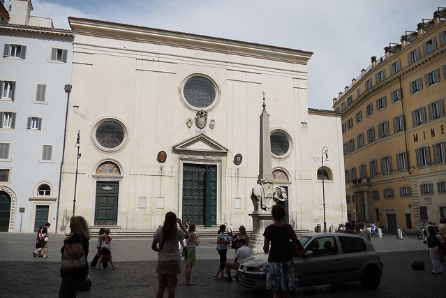 Basilica di Santa Maria sopra Minerva 米內瓦上的聖母瑪利亞教堂