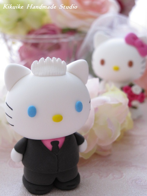 Hello Kitty Wedding Cake Topper