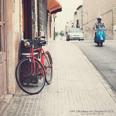 LVM {Bicicletas en Octubre 6/31} oleh raul gonza|ez