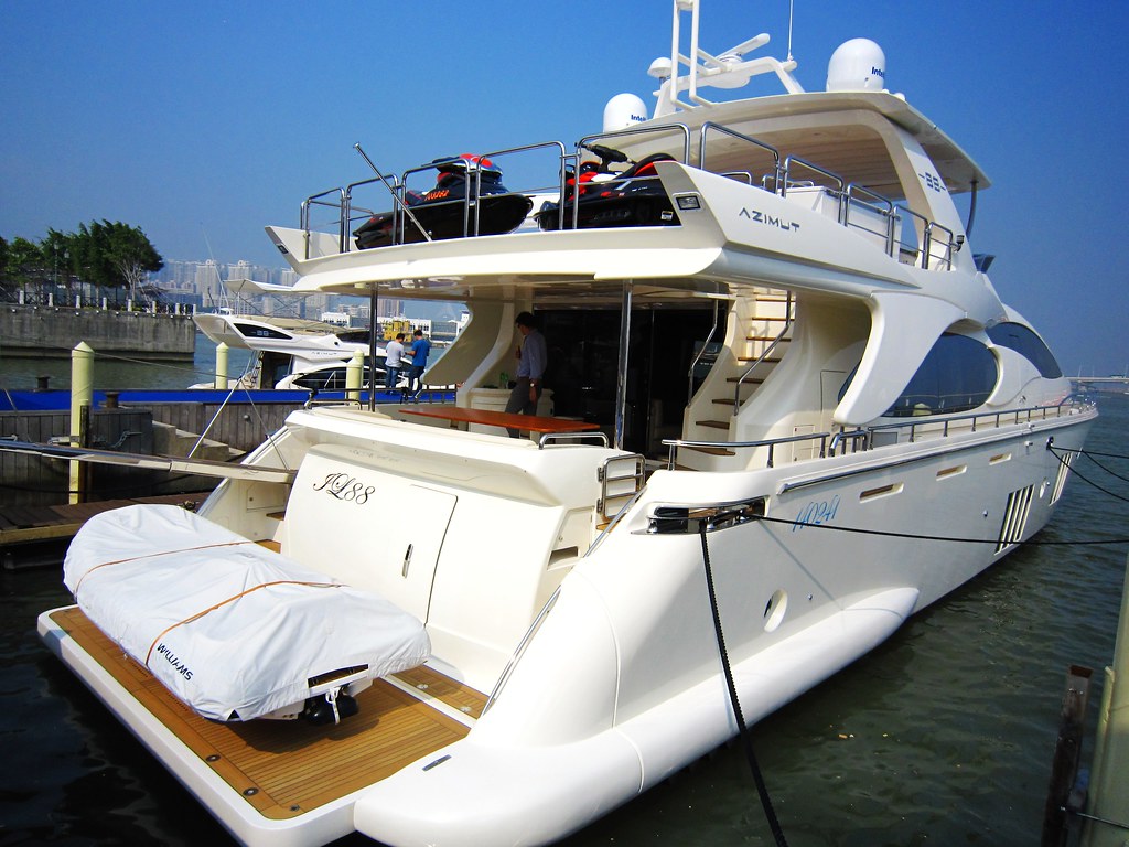 Yacht 游艇 ($5m euro)
