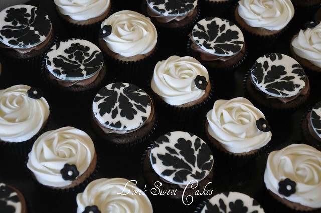 Damask Wedding Cupcakes