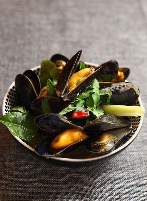 curry with mussels
