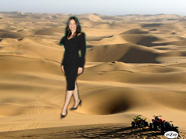 MEGA GIANTESS FRAN DRESCHER 10 she walks though the desert towering over 