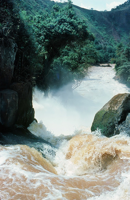 Download this Rusumo Falls picture