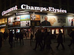 Paris : sur les Champs Élysées