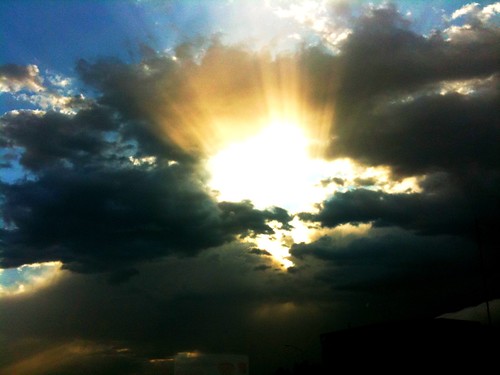 Breaking through the clouds this morning. #fb @myen #KCStorms