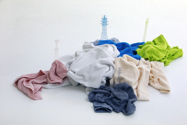 Takahiro Iwasaki; Out of Disorder, Towels; Image WeAreTape