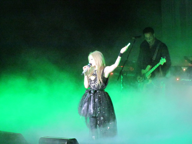 Avril Lavigne black star tour chile 2011 1 