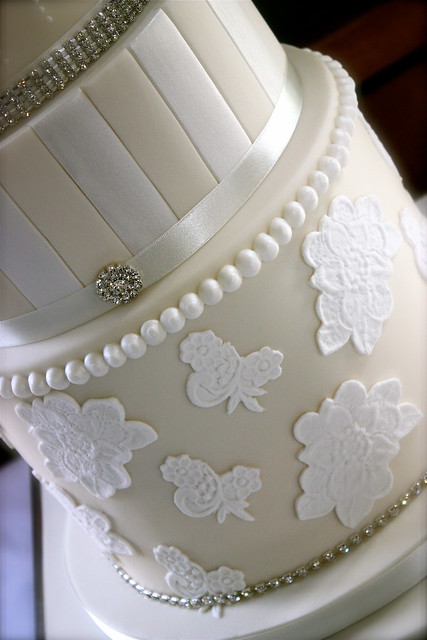 Ivory White Wedding Cake Sugar Lace Detail
