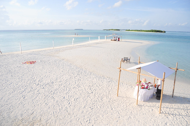 Weddings in the Maldives can be simply splendid and luxurious