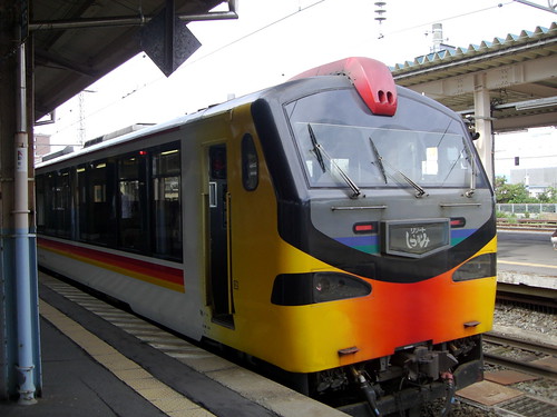 キハ48形気動車快速リゾートしらかみ くまげら編成/KiHa 48 Series DMU Rapid Service Train "Resort Shirakami (Kumagera) "