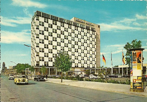 berlin - hilton hotel by hansaviertel