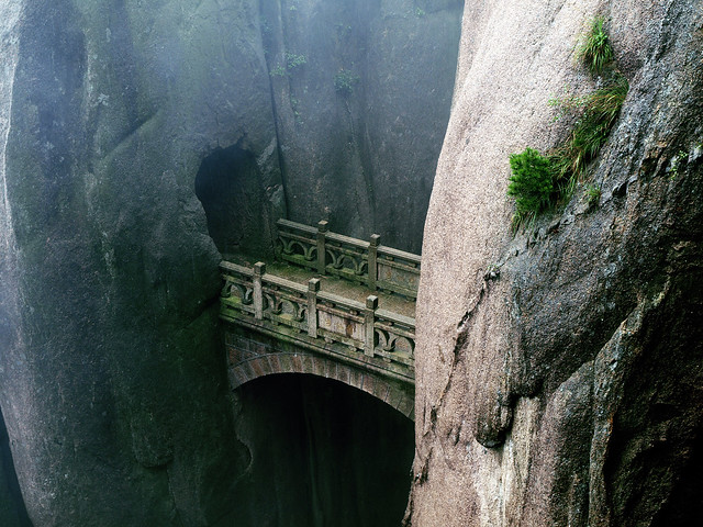 Stone Bridge between two cliffs