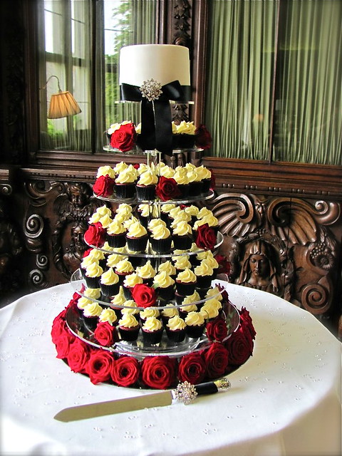 Black White Wedding Cupcake Tower Dressed with Red Roses