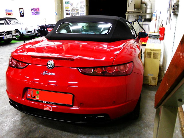 Alfa Romeo Spider 2.2 JTS | Flickr - Photo Sharing!