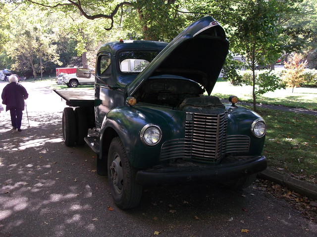 1948 International KB5 truck seen at the 2011 Newport Hill Climb 