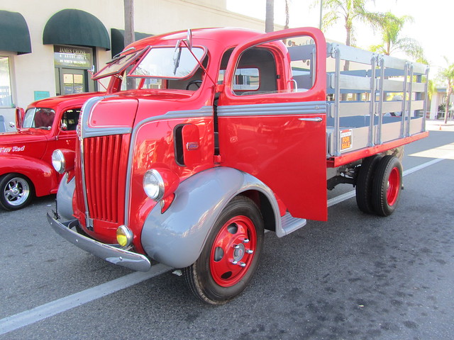 Ford COE 1942