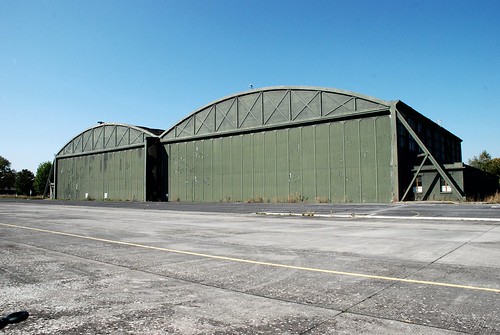 Les deux hangars nord 1929 vue générale
