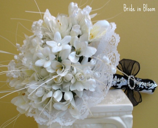 damask lace bridal bouquet