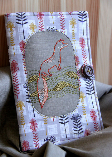 Kindle cover with embroidered fox (1)