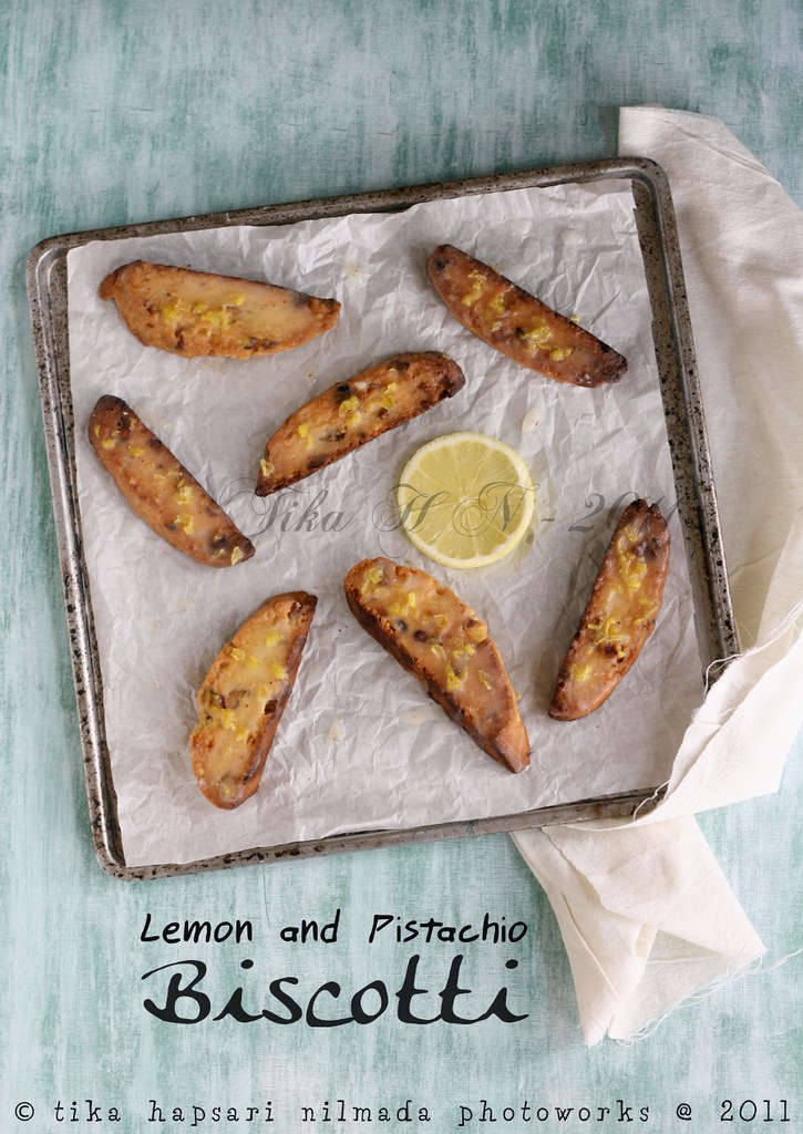 (Homemade) - Lemon and Pistachio Biscotti