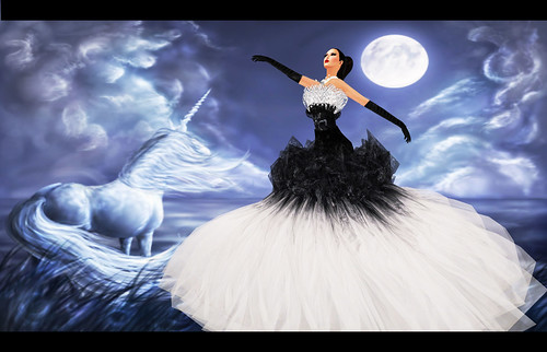 Moon light dancing (MOOLTO model contest Winner of oct 13-20 week) by Babychampagne