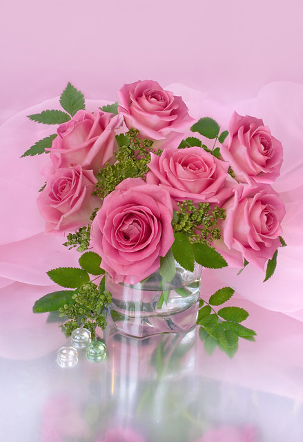 pink rose wedding centerpiece