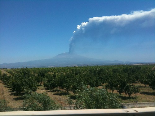 Etna, nuova eruzione lampo$