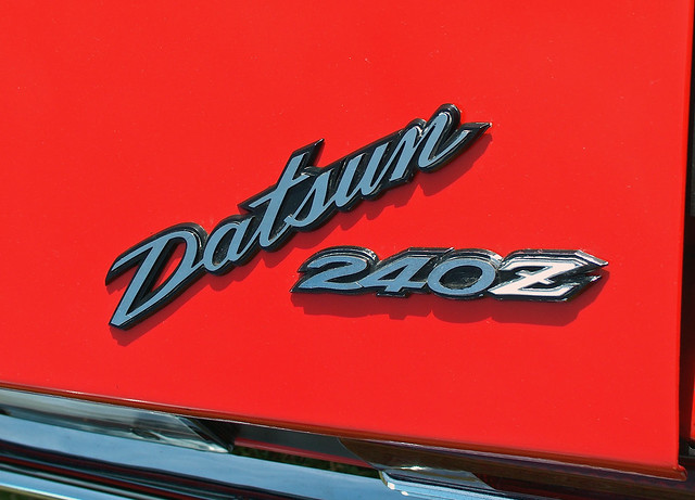 1970 Datsun 240Z decklid badge