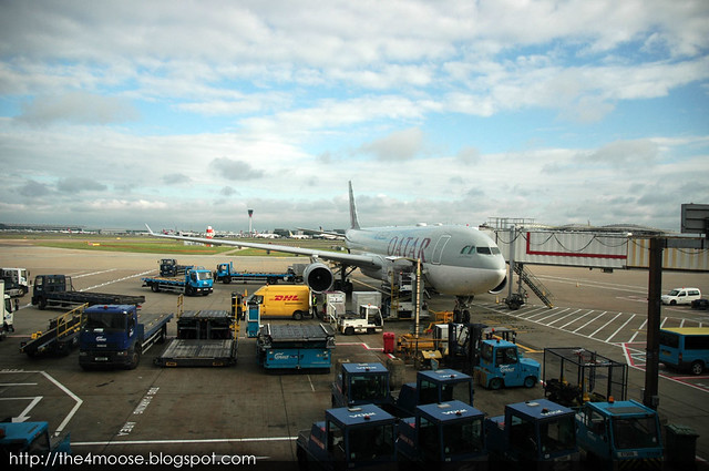 Qatar Airways @ London Heathrow Airport