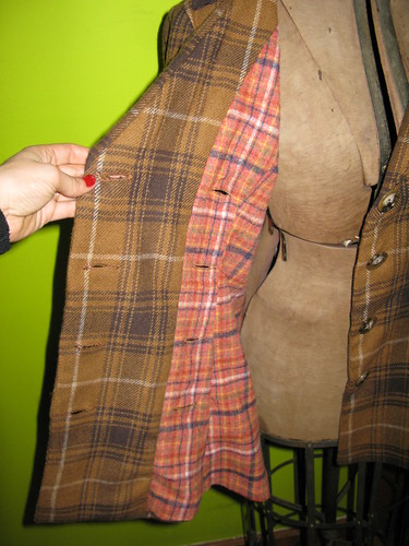 My plaid matching efforts went by the wayside with the lining - I had honestly ceased to care by this point.