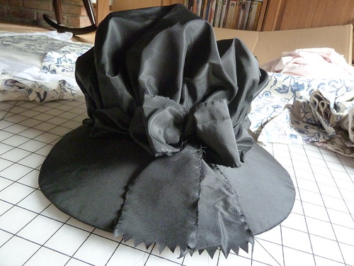 black silk bonnet, 1770-1790