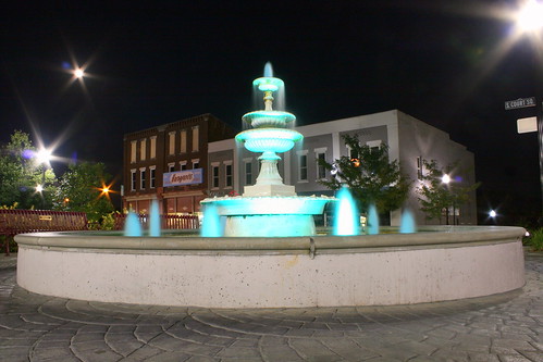 McMinnville Park Fountain at Night
