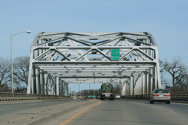 Entering Minnesota on the Kennedy Bridge