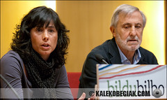 Ana Etxarte y Txema Azkuenaga presentan las propuestas de Bildu para el Pleno municipal