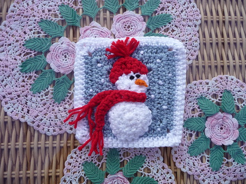 swfirefly (RAV) (Sharon) (USA) Snowman Square. Thank you he's arrived today!
