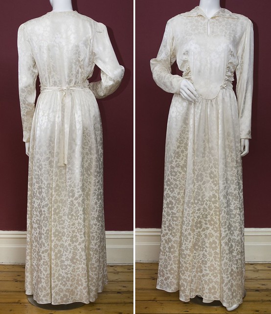 Early 1940s wedding gown Not labelled Made from rayonsatin with ruched 