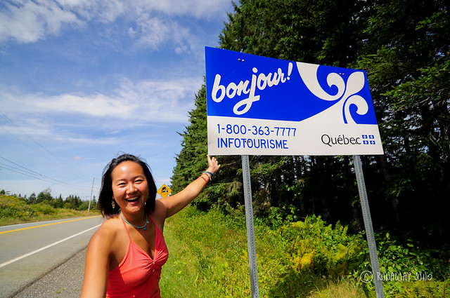 Quebec Bonjour sign