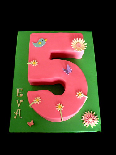 Number 5 cake