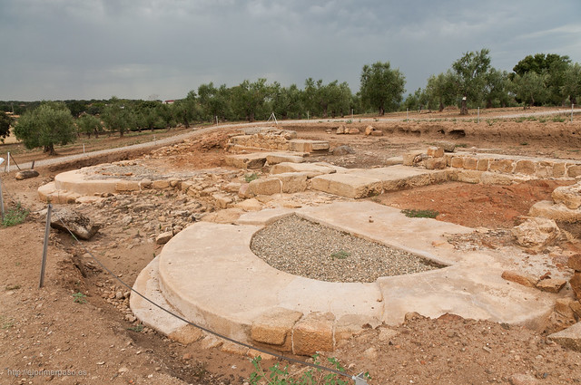 Restos de la ciudad romana de Cáparra